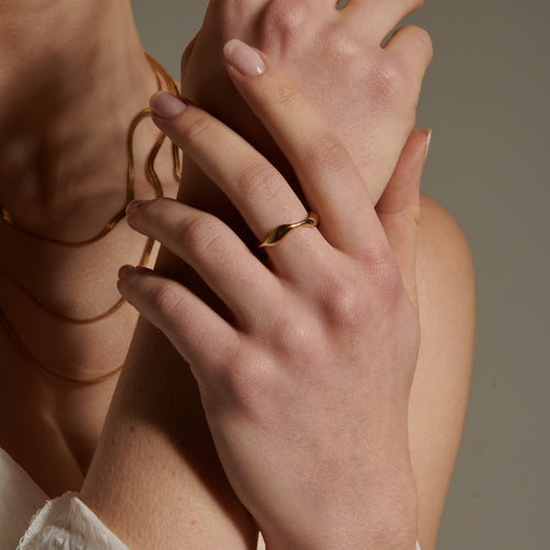 Aurea Wavy Ring